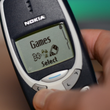 screen of nokia3310 with games